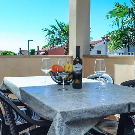 Ray Apartment Porec